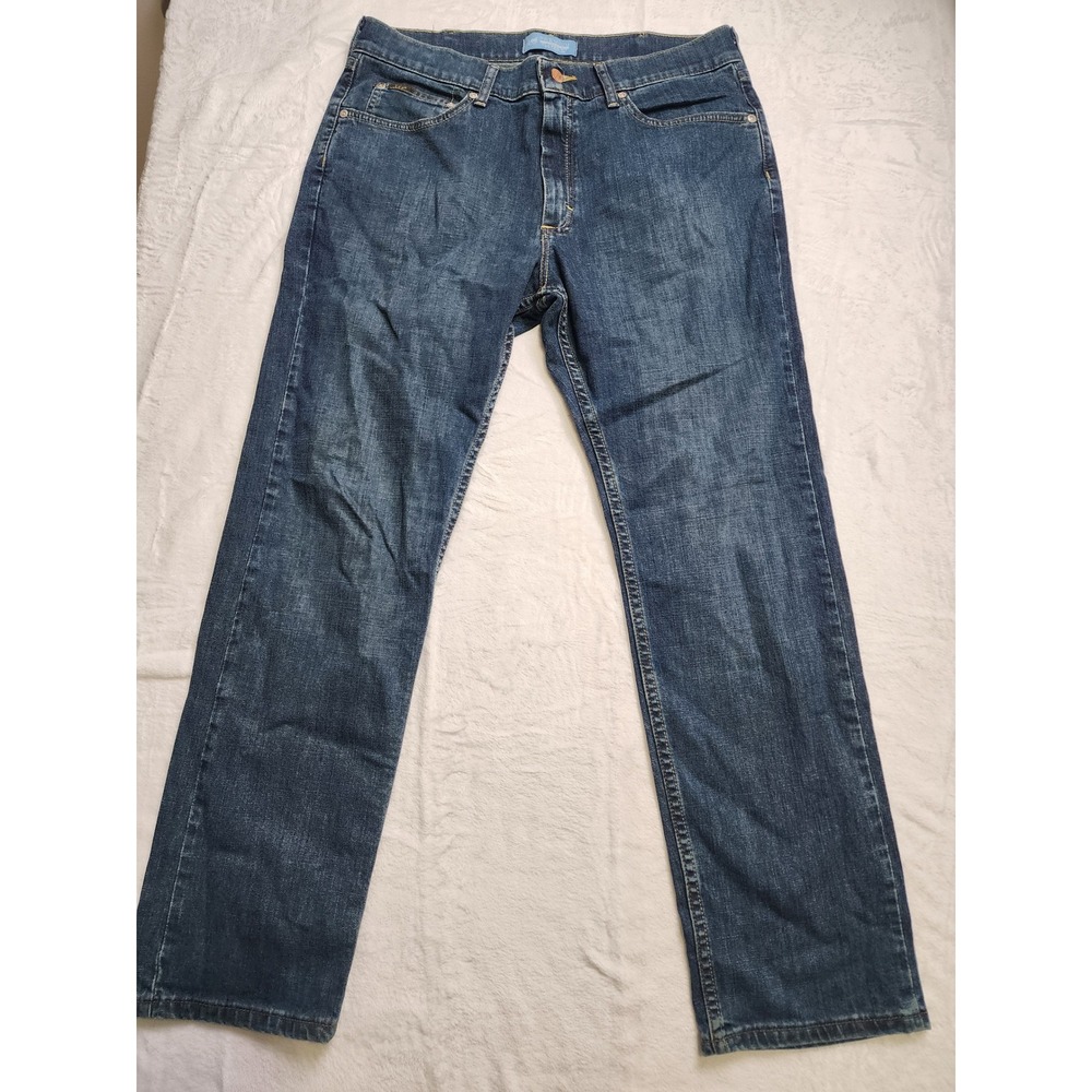 Lee Jeans Men 34x30 Blue Premium Select Classic Fit Straight Leg